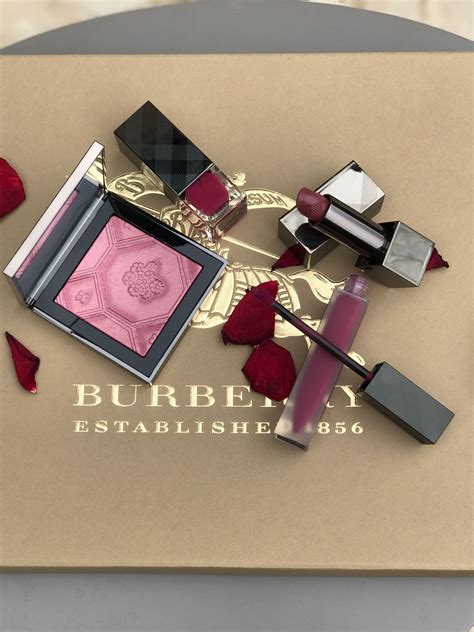 burberry make up tasje|burberry lipstick.